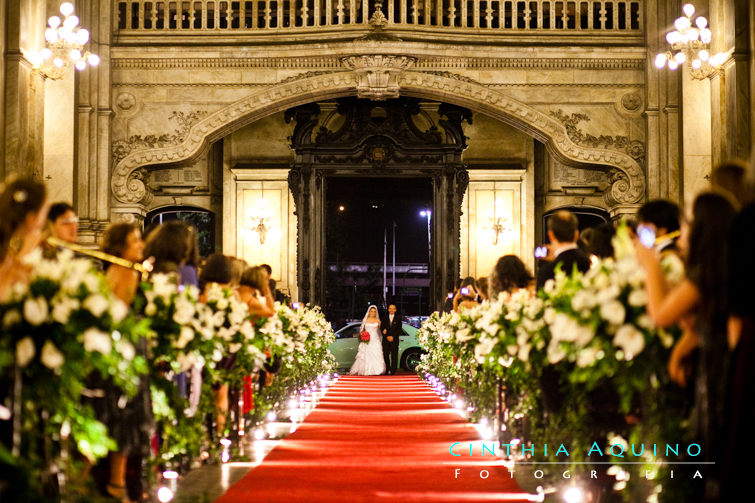 FOTOGRAFIA DE CASAMENTO RJ FOTÓGRAFA DE CASAMENTO WEDDING DAY Vila Cabral CASAMENTO MARIANA E THIAGO FOTOGRAFIA DE CASAMENTO Alto da Boa Vista Barra da Tijuca Centro da Cidade Hotel Sheraton - Barra da Tijuca Hugo Garcia Hugo Garcia - Fotógrafo Igreja da Candelária Sheraton Barra 