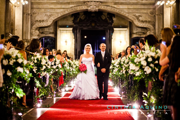 FOTOGRAFIA DE CASAMENTO RJ FOTÓGRAFA DE CASAMENTO WEDDING DAY Vila Cabral CASAMENTO MARIANA E THIAGO FOTOGRAFIA DE CASAMENTO Alto da Boa Vista Barra da Tijuca Centro da Cidade Hotel Sheraton - Barra da Tijuca Hugo Garcia Hugo Garcia - Fotógrafo Igreja da Candelária Sheraton Barra 