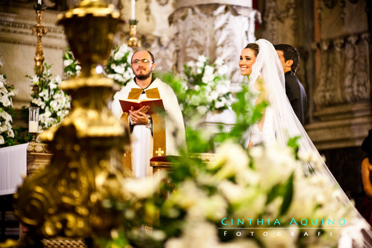 FOTOGRAFIA DE CASAMENTO RJ FOTÓGRAFA DE CASAMENTO WEDDING DAY Vila Cabral CASAMENTO MARIANA E THIAGO FOTOGRAFIA DE CASAMENTO Alto da Boa Vista Barra da Tijuca Centro da Cidade Hotel Sheraton - Barra da Tijuca Hugo Garcia Hugo Garcia - Fotógrafo Igreja da Candelária Sheraton Barra 