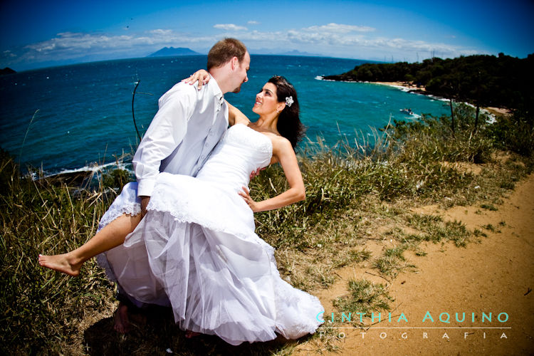 FOTÓGRAFA DE CASAMENTO FOTOGRAFIA DE CASAMENTO RJ WEDDING DAY FOTOGRAFIA DE CASAMENTO Trash the Dress - Búzios Ana Cristina and Markus Armação dos Búzios Azedinha - Búzios costa azul Ensaio Fotográfico Ensaios Ossos Praia da Ferradurinha Praia dos Ossos Região dos Lagos 