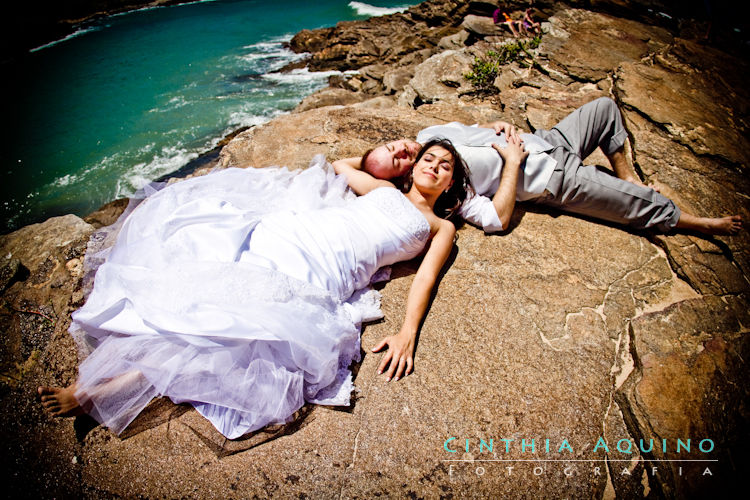 FOTÓGRAFA DE CASAMENTO FOTOGRAFIA DE CASAMENTO RJ WEDDING DAY FOTOGRAFIA DE CASAMENTO Trash the Dress - Búzios Ana Cristina and Markus Armação dos Búzios Azedinha - Búzios costa azul Ensaio Fotográfico Ensaios Ossos Praia da Ferradurinha Praia dos Ossos Região dos Lagos 