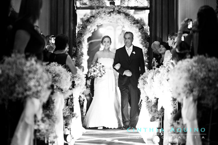 FOTOGRAFIA DE CASAMENTO RJ FOTÓGRAFA DE CASAMENTO WEDDING DAY CASAMENTO BIANCA E IVAN Les Amies Cerimonial Iluminação by Japiassu Lapa dos Mercadores Cais do Oriente Maquiagem Di Blanke e Milton Barros Di Blanke e Milton Barros Marriott Hotel J.W.Marriot Hotel Marriot Centro da Cidade FOTOGRAFIA DE CASAMENTO 