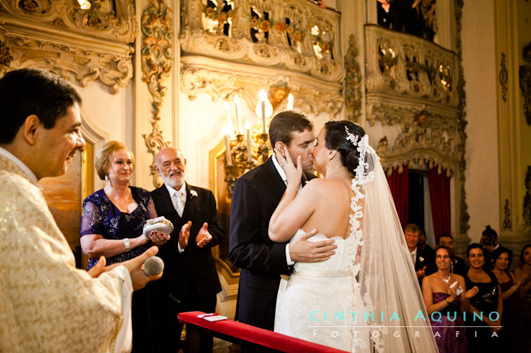 FOTOGRAFIA DE CASAMENTO RJ FOTÓGRAFA DE CASAMENTO WEDDING DAY CASAMENTO BIANCA E IVAN Les Amies Cerimonial Iluminação by Japiassu Lapa dos Mercadores Cais do Oriente Maquiagem Di Blanke e Milton Barros Di Blanke e Milton Barros Marriott Hotel J.W.Marriot Hotel Marriot Centro da Cidade FOTOGRAFIA DE CASAMENTO 