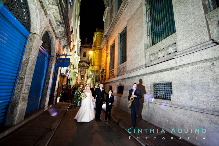 FOTOGRAFIA DE CASAMENTO RJ FOTÓGRAFA DE CASAMENTO WEDDING DAY CASAMENTO BIANCA E IVAN Les Amies Cerimonial Iluminação by Japiassu Lapa dos Mercadores Cais do Oriente Maquiagem Di Blanke e Milton Barros Di Blanke e Milton Barros Marriott Hotel J.W.Marriot Hotel Marriot Centro da Cidade FOTOGRAFIA DE CASAMENTO 