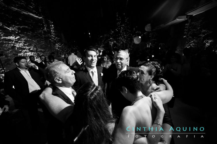 FOTOGRAFIA DE CASAMENTO RJ FOTÓGRAFA DE CASAMENTO WEDDING DAY CASAMENTO BIANCA E IVAN Les Amies Cerimonial Iluminação by Japiassu Lapa dos Mercadores Cais do Oriente Maquiagem Di Blanke e Milton Barros Di Blanke e Milton Barros Marriott Hotel J.W.Marriot Hotel Marriot Centro da Cidade FOTOGRAFIA DE CASAMENTO 