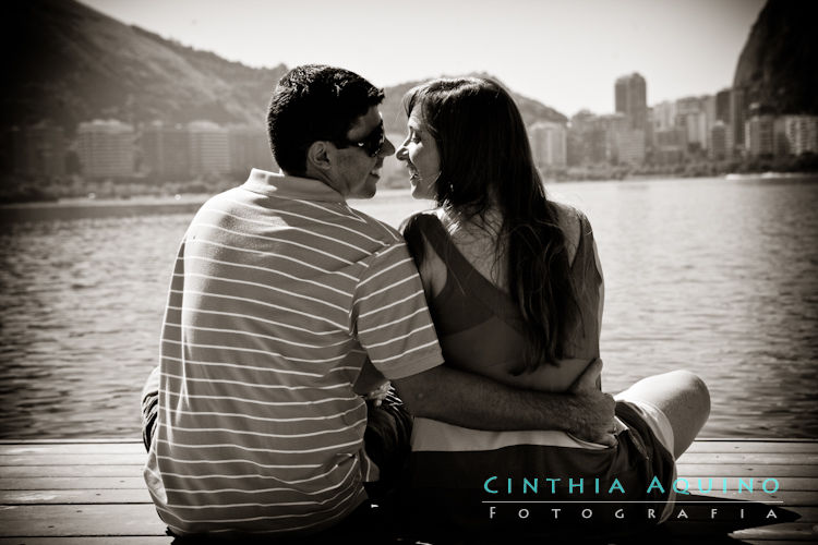 FOTOGRAFIA DE CASAMENTO RJ FOTÓGRAFA DE CASAMENTO WEDDING DAY Noiva Bianca FOTOGRAFIA DE CASAMENTO Ensaio Bianca e Leandro Pedalinho Pre-Wedding Pre Wedding Fotografia Lagoa Rodrigo de Freitas Ensaios Ensaio Fotográfico Caiçaras Bianca e Leandro 