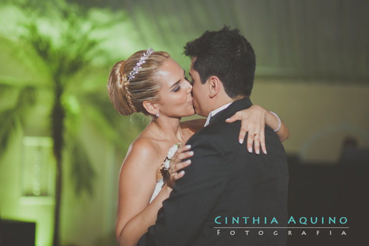 FOTOGRAFIA DE CASAMENTO RJ FOTOGRAFIA IGREJA SÃO JOSÉ WEDDING DAY Casamento Bianca e Pedro Mansão Rosa Alto da Boa Vista 