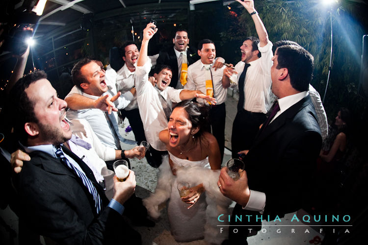 FOTÓGRAFA DE CASAMENTO WEDDING DAY FOTOGRAFIA DE CASAMENTO FOTOGRAFIA DE CASAMENTO RJ Cordão do Boitátá São Conrado Alto da Boa Vista Bruna e Daniel Casa das Canoas - Joá Hotel Intercontinental Intercontinental 