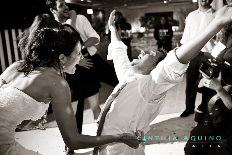 FOTÓGRAFA DE CASAMENTO WEDDING DAY FOTOGRAFIA DE CASAMENTO FOTOGRAFIA DE CASAMENTO RJ Cordão do Boitátá São Conrado Alto da Boa Vista Bruna e Daniel Casa das Canoas - Joá Hotel Intercontinental Intercontinental 