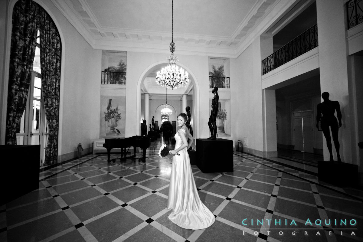 FOTOGRAFIA DE CASAMENTO RJ FOTÓGRAFA DE CASAMENTO WEDDING DAY casamento Carine e João Cohen Cerimonial Roberto Cohen Cerimonial Roberto Cohen Praia Copacabana Julieta de Serpa Copacabana Palace - Copa Antiga Sé FOTOGRAFIA DE CASAMENTO 