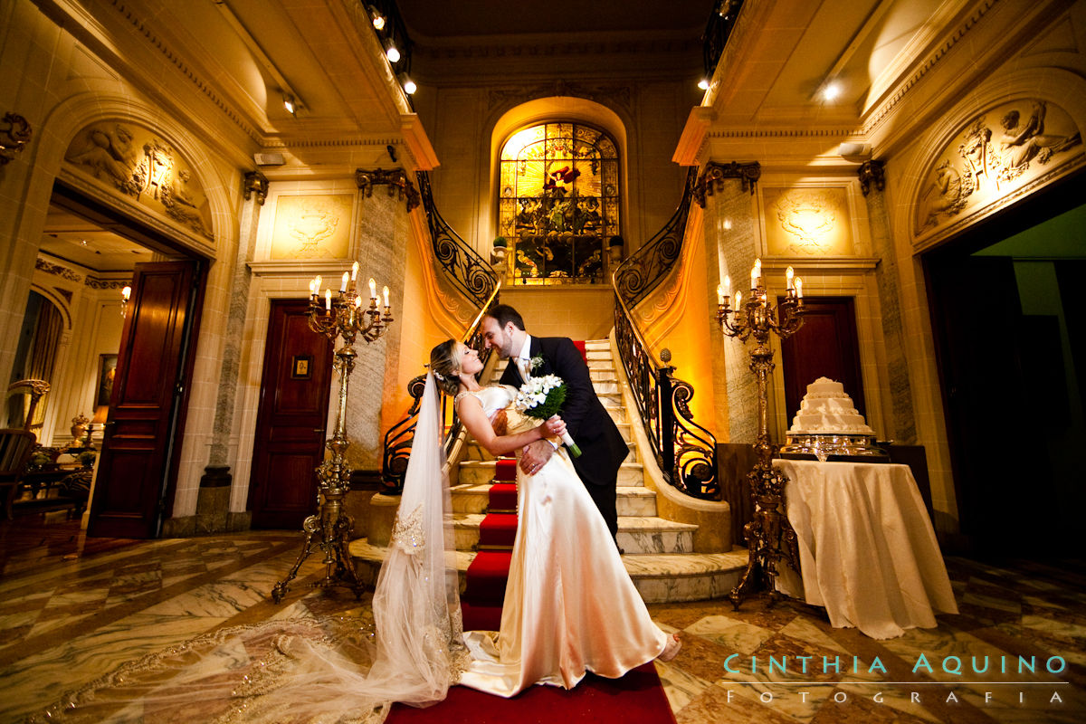 FOTOGRAFIA DE CASAMENTO RJ FOTÓGRAFA DE CASAMENTO WEDDING DAY casamento Carine e João Cohen Cerimonial Roberto Cohen Cerimonial Roberto Cohen Praia Copacabana Julieta de Serpa Copacabana Palace - Copa Antiga Sé FOTOGRAFIA DE CASAMENTO 