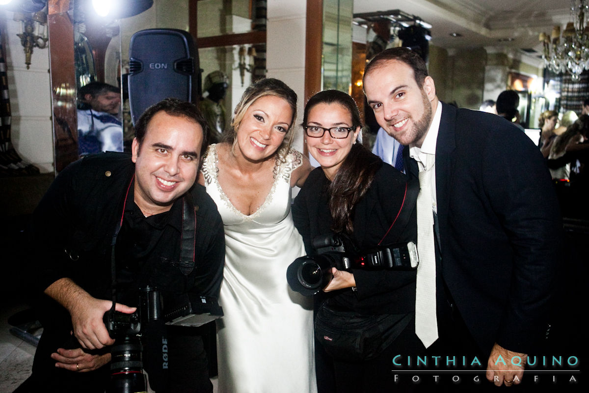 FOTOGRAFIA DE CASAMENTO RJ FOTÓGRAFA DE CASAMENTO WEDDING DAY casamento Carine e João Cohen Cerimonial Roberto Cohen Cerimonial Roberto Cohen Praia Copacabana Julieta de Serpa Copacabana Palace - Copa Antiga Sé FOTOGRAFIA DE CASAMENTO 