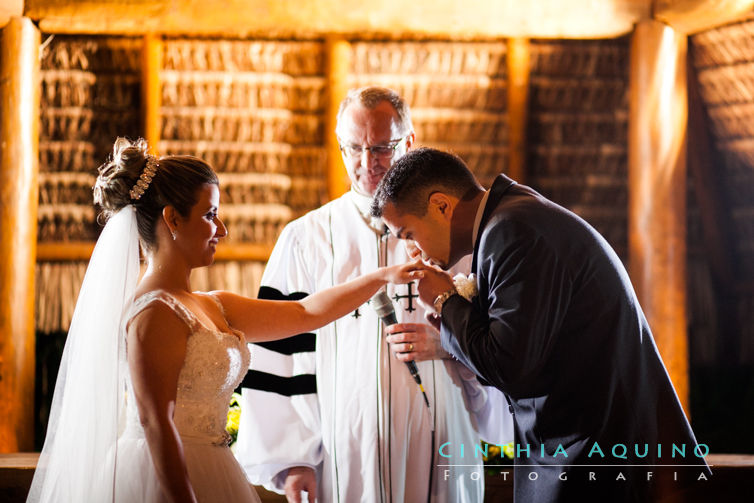 FOTOGRAFIA DE CASAMENTO RJ FOTÓGRAFA DE CASAMENTO WEDDING DAY CASAMENTO DANIELE E RAFAEL Radisson Hotel Zona Oeste Sheraton Barra Hotel Sheraton - Barra da Tijuca Clube Ginástico Portugues - Barra da Tijuca Barra da Tijuca FOTOGRAFIA DE CASAMENTO 