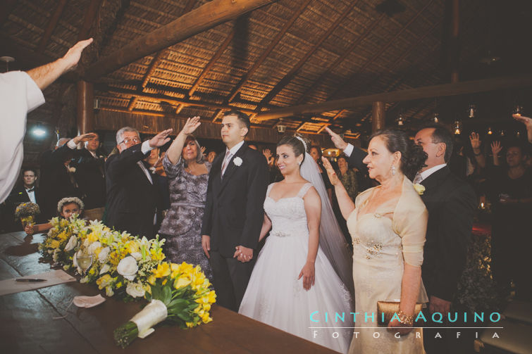 FOTOGRAFIA DE CASAMENTO RJ FOTÓGRAFA DE CASAMENTO WEDDING DAY CASAMENTO DANIELE E RAFAEL Radisson Hotel Zona Oeste Sheraton Barra Hotel Sheraton - Barra da Tijuca Clube Ginástico Portugues - Barra da Tijuca Barra da Tijuca FOTOGRAFIA DE CASAMENTO 