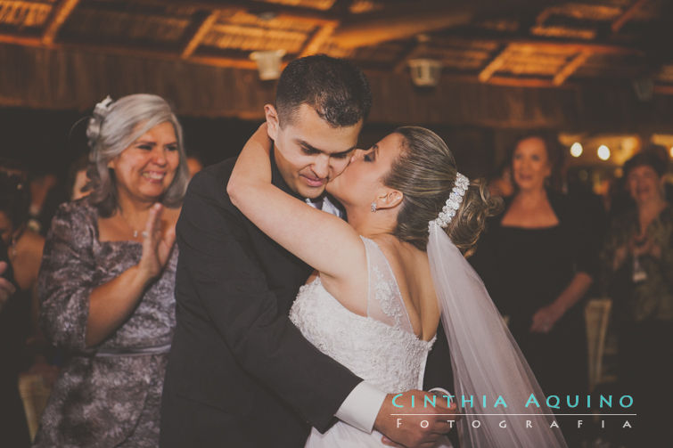 FOTOGRAFIA DE CASAMENTO RJ FOTÓGRAFA DE CASAMENTO WEDDING DAY CASAMENTO DANIELE E RAFAEL Radisson Hotel Zona Oeste Sheraton Barra Hotel Sheraton - Barra da Tijuca Clube Ginástico Portugues - Barra da Tijuca Barra da Tijuca FOTOGRAFIA DE CASAMENTO 