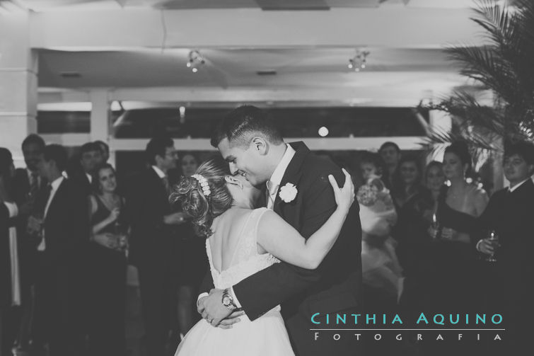 FOTOGRAFIA DE CASAMENTO RJ FOTÓGRAFA DE CASAMENTO WEDDING DAY CASAMENTO DANIELE E RAFAEL Radisson Hotel Zona Oeste Sheraton Barra Hotel Sheraton - Barra da Tijuca Clube Ginástico Portugues - Barra da Tijuca Barra da Tijuca FOTOGRAFIA DE CASAMENTO 