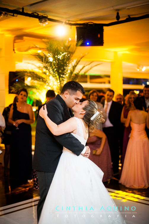 FOTOGRAFIA DE CASAMENTO RJ FOTÓGRAFA DE CASAMENTO WEDDING DAY CASAMENTO DANIELE E RAFAEL Radisson Hotel Zona Oeste Sheraton Barra Hotel Sheraton - Barra da Tijuca Clube Ginástico Portugues - Barra da Tijuca Barra da Tijuca FOTOGRAFIA DE CASAMENTO 