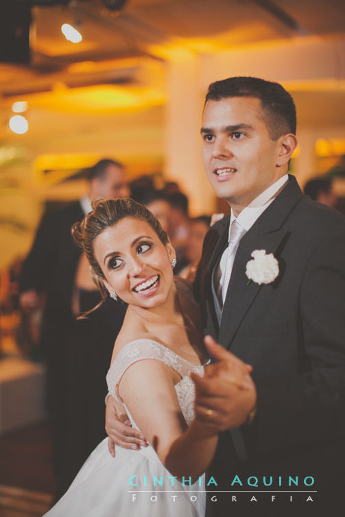 FOTOGRAFIA DE CASAMENTO RJ FOTÓGRAFA DE CASAMENTO WEDDING DAY CASAMENTO DANIELE E RAFAEL Radisson Hotel Zona Oeste Sheraton Barra Hotel Sheraton - Barra da Tijuca Clube Ginástico Portugues - Barra da Tijuca Barra da Tijuca FOTOGRAFIA DE CASAMENTO 