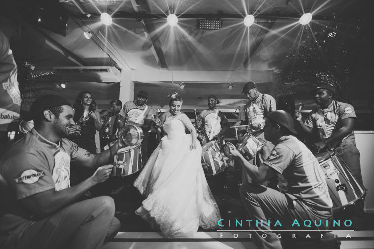 FOTOGRAFIA DE CASAMENTO RJ FOTÓGRAFA DE CASAMENTO WEDDING DAY CASAMENTO DANIELE E RAFAEL Radisson Hotel Zona Oeste Sheraton Barra Hotel Sheraton - Barra da Tijuca Clube Ginástico Portugues - Barra da Tijuca Barra da Tijuca FOTOGRAFIA DE CASAMENTO 