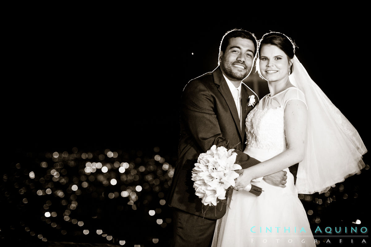 FOTOGRAFIA DE CASAMENTO RJ FOTÓGRAFA DE CASAMENTO WEDDING DAY PENA PENNA maquiagem - Daniel Wagner Fernanda e Bruno Nossa Senhora da Penna N.S. da Penna Zona Oeste Sheraton Barra Jacarépagua Hotel Sheraton - Barra da Tijuca Hotel Sheraton Bruno Barra da Tijuca FOTOGRAFIA DE CASAMENTO 