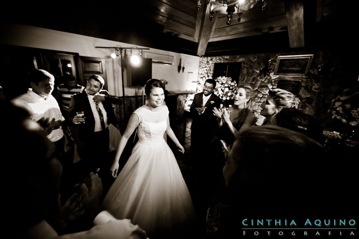 FOTOGRAFIA DE CASAMENTO RJ FOTÓGRAFA DE CASAMENTO WEDDING DAY PENA PENNA maquiagem - Daniel Wagner Fernanda e Bruno Nossa Senhora da Penna N.S. da Penna Zona Oeste Sheraton Barra Jacarépagua Hotel Sheraton - Barra da Tijuca Hotel Sheraton Bruno Barra da Tijuca FOTOGRAFIA DE CASAMENTO 