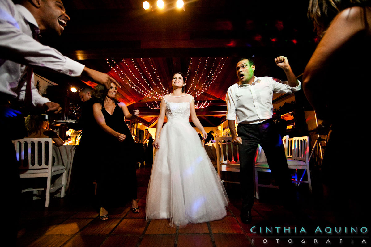 FOTOGRAFIA DE CASAMENTO RJ FOTÓGRAFA DE CASAMENTO WEDDING DAY PENA PENNA maquiagem - Daniel Wagner Fernanda e Bruno Nossa Senhora da Penna N.S. da Penna Zona Oeste Sheraton Barra Jacarépagua Hotel Sheraton - Barra da Tijuca Hotel Sheraton Bruno Barra da Tijuca FOTOGRAFIA DE CASAMENTO 