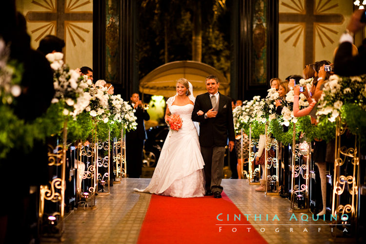 FOTOGRAFIA DE CASAMENTO RJ FOTÓGRAFA DE CASAMENTO WEDDING DAY GREEN HOUSE - ILHA DO GOVERNADOR FOTOGRAFIA DE CASAMENTO CASAMENTO FERNANDA E LEANDRO HOTEL IPANEMA PLAZA Igreja São José - Centro da Cidade 