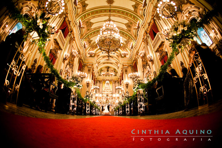 FOTOGRAFIA DE CASAMENTO RJ FOTÓGRAFA DE CASAMENTO WEDDING DAY GREEN HOUSE - ILHA DO GOVERNADOR FOTOGRAFIA DE CASAMENTO CASAMENTO FERNANDA E LEANDRO HOTEL IPANEMA PLAZA Igreja São José - Centro da Cidade 