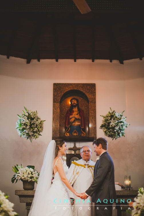 FOTOGRAFIA DE CASAMENTO RJ FOTÓGRAFA DE CASAMENTO WEDDING DAY Decoração Ser Constancia CASAMENTO KAROL E MICHEL Maquiagem Lutera Thabisa Zona Norte Alto da Boa Vista Capela Santos Cristo do Milagres Espaço Cultural Athayde Fonseca Padre Navarro FOTOGRAFIA DE CASAMENTO 