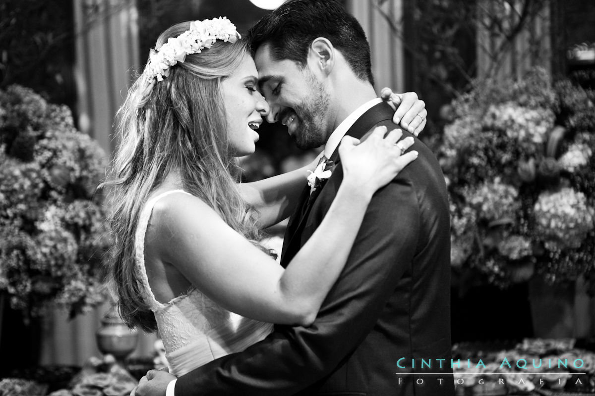 FOTOGRAFIA DE CASAMENTO RJ FOTÓGRAFA DE CASAMENTO WEDDING DAY Santa Ignês CASAMENTO LIVIA E RAPHAEL Santa Ignez Leblon Hotel Sheraton Rio - LEBLON Gávea FOTOGRAFIA DE CASAMENTO 