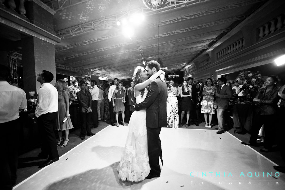 FOTOGRAFIA DE CASAMENTO RJ FOTÓGRAFA DE CASAMENTO WEDDING DAY Santa Ignês CASAMENTO LIVIA E RAPHAEL Santa Ignez Leblon Hotel Sheraton Rio - LEBLON Gávea FOTOGRAFIA DE CASAMENTO 