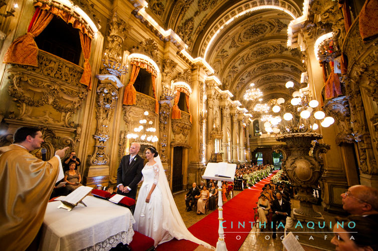 FOTOGRAFIA DE CASAMENTO RJ FOTÓGRAFA DE CASAMENTO WEDDING DAY São Francisco de Paula Alto da Boa Vista Ana Paula Ganter Beija Flor de Nilópolis Casamento Milena e Rodrigo Centro da Cidade Cesar Park Hotel Igreja de São Francisco Ipanema Mansão Rosa Rosa FOTOGRAFIA DE CASAMENTO 