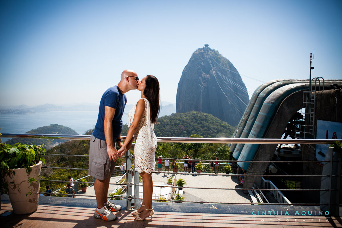 FOTOGRAFIA DE CASAMENTO RJ FOTÓGRAFA DE CASAMENTO WEDDING DAY Pão Urca Ensaio - Milena e Rodrigo Ensaio Fotográfico Ensaios Milena e Rodrigo Pão de Açucar Praia Vermelha Pre Wedding FOTOGRAFIA DE CASAMENTO 