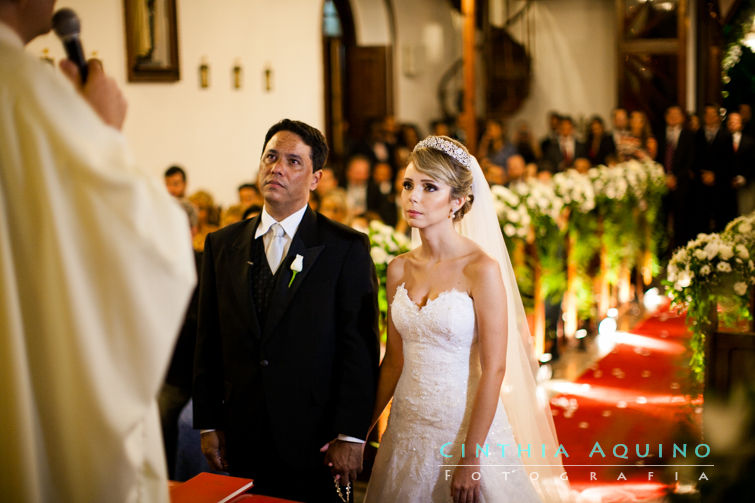 FOTOGRAFIA DE CASAMENTO RJ FOTÓGRAFA DE CASAMENTO WEDDING DAY CASAMENTO NATHALIA E JAIME Alto da Boa Vista batuque samba show Casa do Alto Nossa Senhora da Luz - Alto da Boa Vista FOTOGRAFIA DE CASAMENTO 