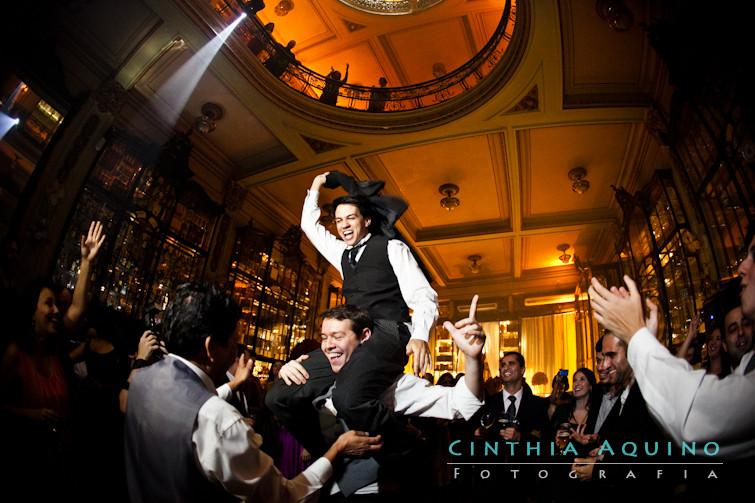 FOTOGRAFIA DE CASAMENTO RJ FOTÓGRAFA DE CASAMENTO WEDDING DAY FOTOGRAFIA DE CASAMENTO CASAMENTO PRISCILA E CARLOS AUGUSTO Centro da Cidade Confeitaria Colombo Copacabana Palace - Copa Hugo Garcia Hugo Garcia - Fotógrafo Igreja São José - Centro da Cidade 