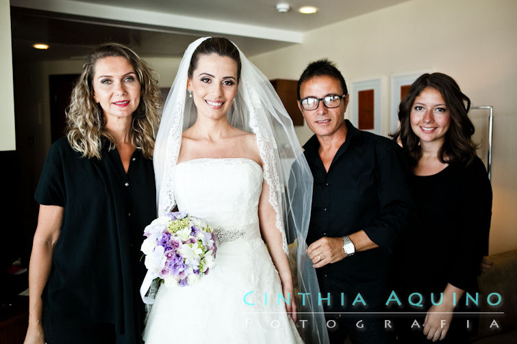 FOTOGRAFIA DE CASAMENTO RJ FOTÓGRAFA DE CASAMENTO WEDDING DAY GREEN HOUSE - ILHA DO GOVERNADOR ILHA GOVERNADOR CASAMENTO ROBERTA E CARLOS EDUARDO Zona Oeste Zona Norte Barra da Tijuca Centro da Cidade Hotel Sheraton Hotel Sheraton - Barra da Tijuca Igreja São José - Centro da Cidade Sheraton Barra FOTOGRAFIA DE CASAMENTO 