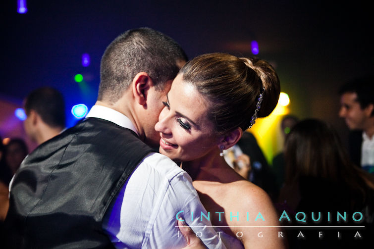 FOTOGRAFIA DE CASAMENTO RJ FOTÓGRAFA DE CASAMENTO WEDDING DAY GREEN HOUSE - ILHA DO GOVERNADOR ILHA GOVERNADOR CASAMENTO ROBERTA E CARLOS EDUARDO Zona Oeste Zona Norte Barra da Tijuca Centro da Cidade Hotel Sheraton Hotel Sheraton - Barra da Tijuca Igreja São José - Centro da Cidade Sheraton Barra FOTOGRAFIA DE CASAMENTO 