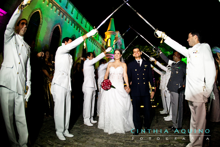 FOTOGRAFIA DE CASAMENTO RJ FOTÓGRAFA DE CASAMENTO WEDDING DAY FOTOS NA ILHA FISCAL FOTOGRAFIA DE CASAMENTO Banda Perdidos Banda Perdidos na Selva Perdidos na Selva Veronica Correa - Cerimonial Casamento Ilha Fiscal Casamento Tábata e Daniel Hotel Sofitel - Copacabana Ilha Fiscal Militar 